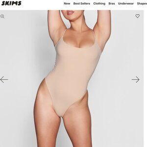 SKIMS thong back Fits Everybody size M Bodysuit